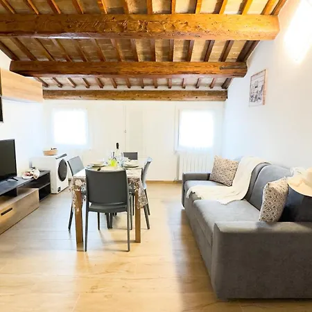 Casa Vianello Cri *